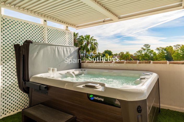Image No.25-4 Bed Villa for sale