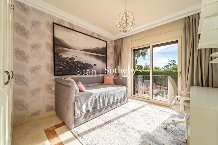 Image No.29-4 Bed Villa for sale