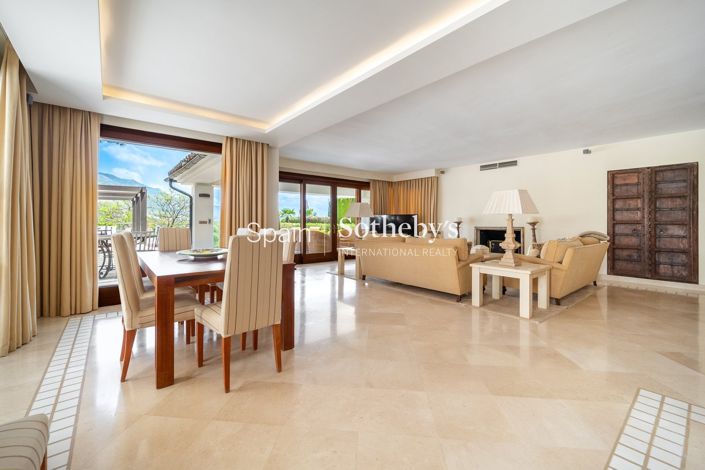 Image No.4-3 Bed Villa for sale