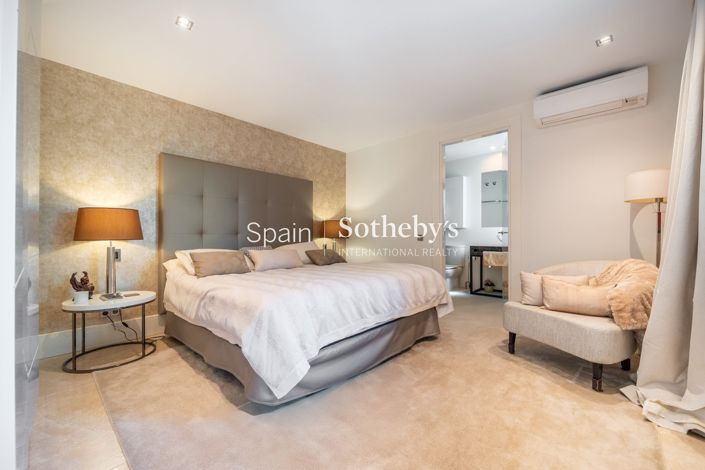 Image No.28-7 Bed Villa for sale