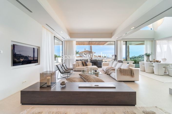 Image No.4-6 Bed Villa for sale