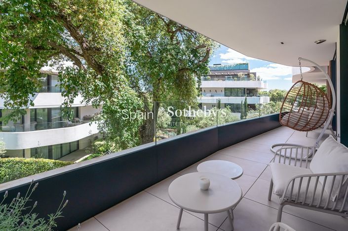 Image No.16-2 Bed Flat for sale