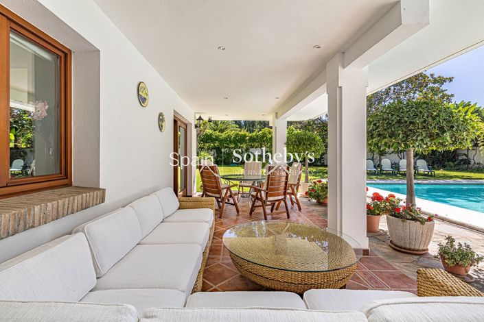 Image No.5-5 Bed House for sale