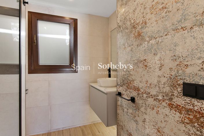 Image No.15-3 Bed Penthouse for sale
