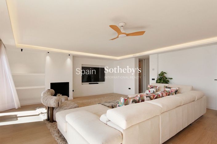 Image No.6-3 Bed Penthouse for sale