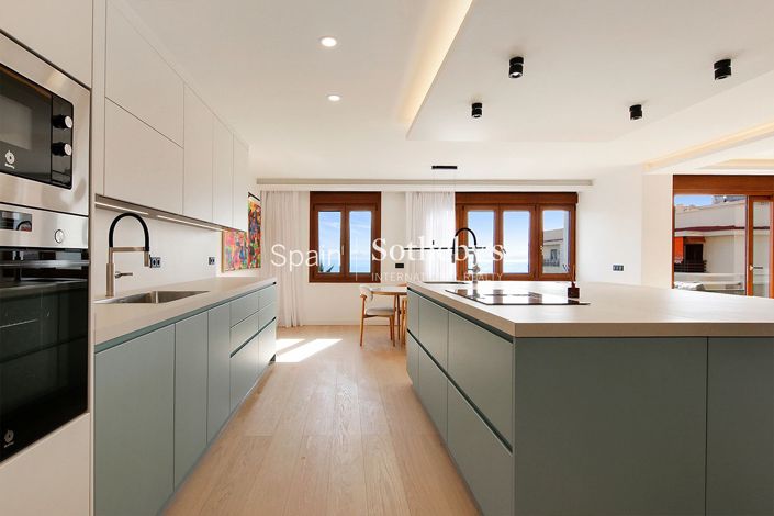 Image No.8-3 Bed Penthouse for sale