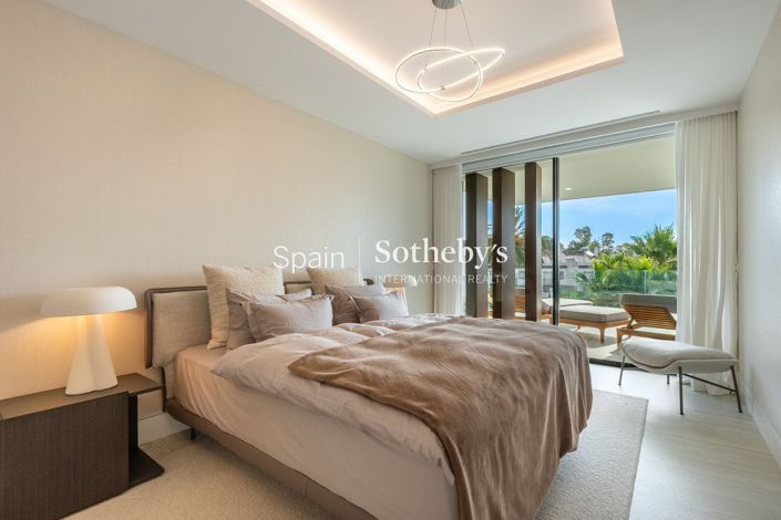 Image No.17-2 Bed Flat for sale