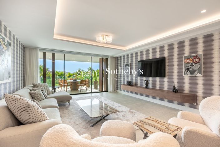 Image No.3-2 Bed Flat for sale