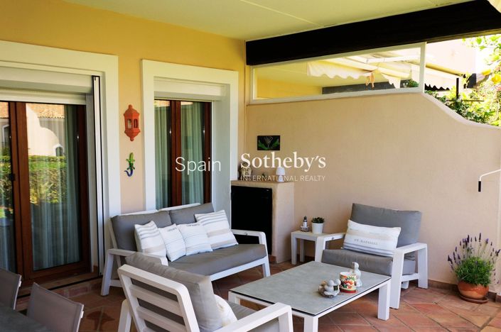 Image No.18-3 Bed House for sale