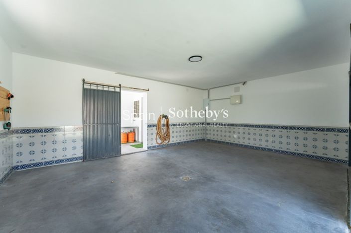 Image No.20-4 Bed Villa for sale