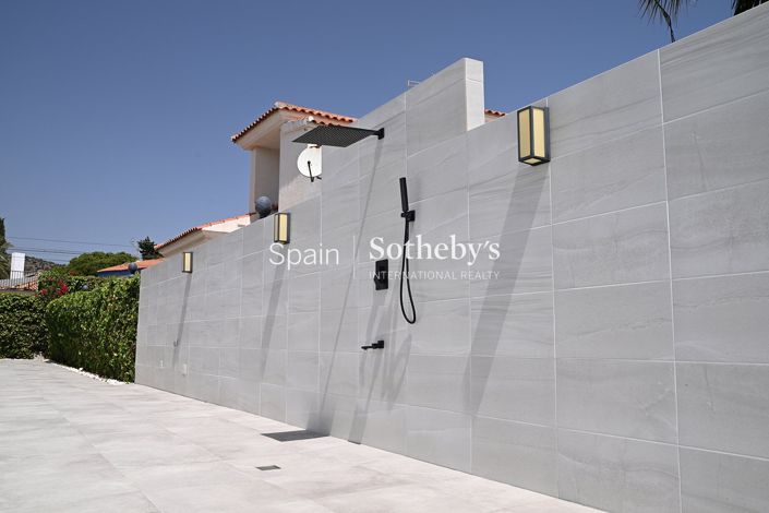 Image No.24-4 Bed Villa for sale