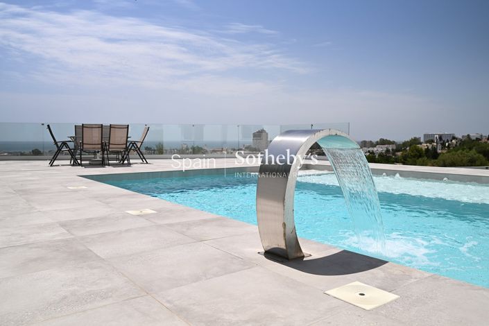 Image No.25-4 Bed Villa for sale
