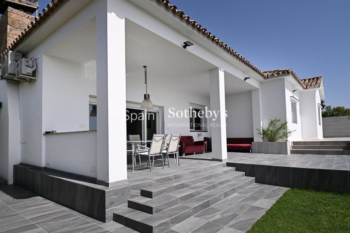 Image No.26-4 Bed Villa for sale