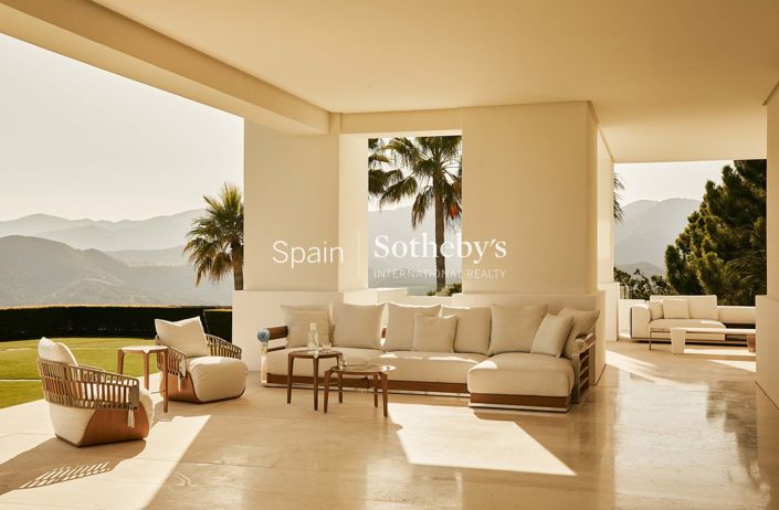 Image No.25-9 Bed Villa for sale