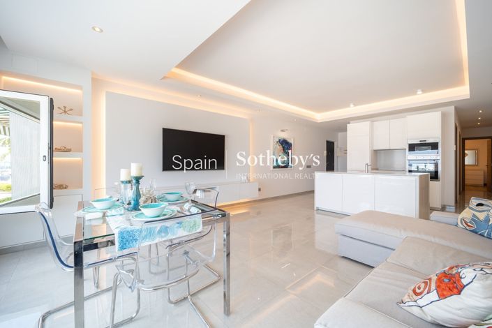 Image No.5-2 Bed Flat for sale