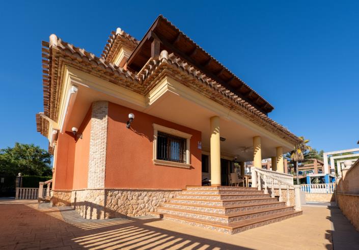 Image No.43-5 Bed Villa for sale