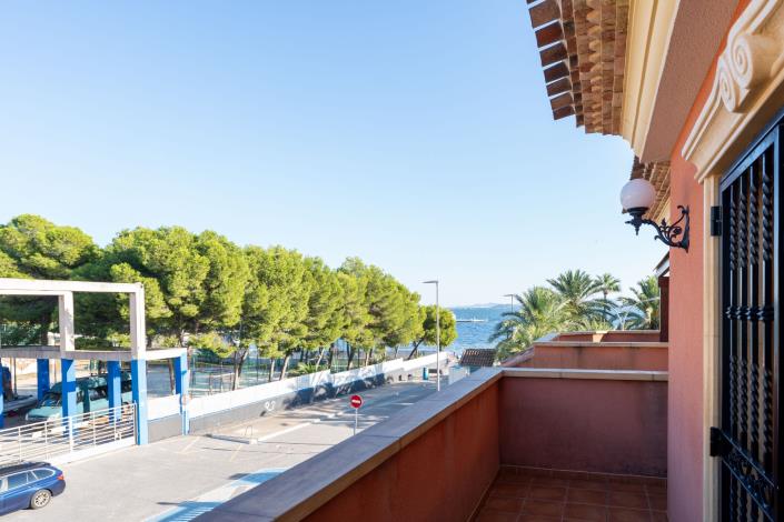 Image No.49-5 Bed Villa for sale