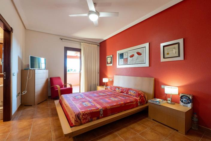 Image No.15-5 Bed Villa for sale