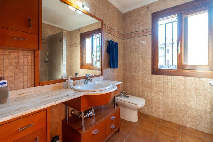 Image No.21-5 Bed Villa for sale