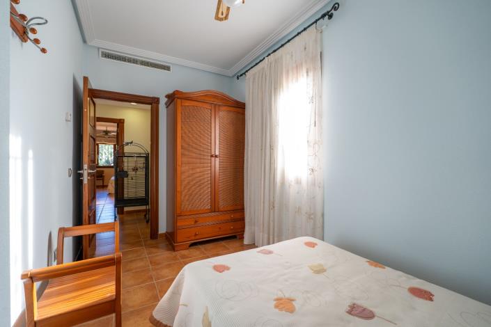 Image No.27-5 Bed Villa for sale