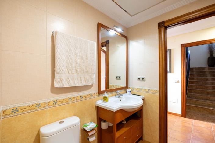 Image No.32-5 Bed Villa for sale
