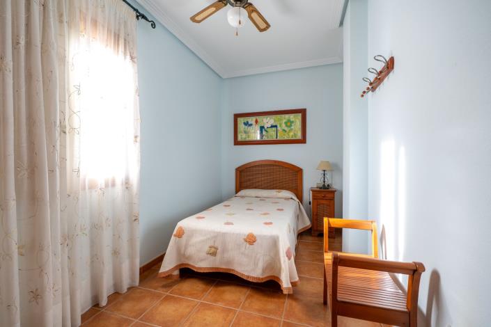 Image No.28-5 Bed Villa for sale