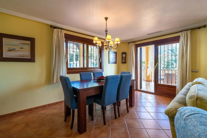 Image No.9-5 Bed Villa for sale
