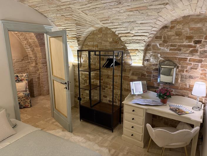 Image No.22-2 Bed Apartment for sale