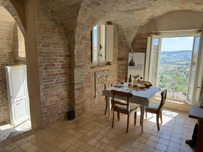 Image No.31-2 Bed Apartment for sale