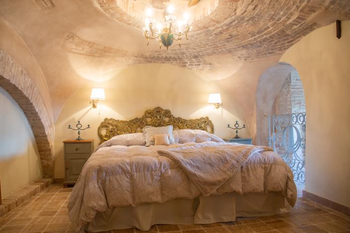 Image No.33-2 Bed Apartment for sale