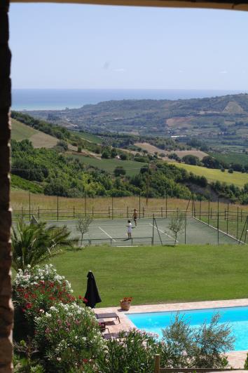 Image No.10-4 Bed Country House for sale