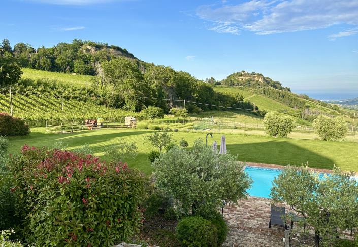 Image No.38-4 Bed Country House for sale