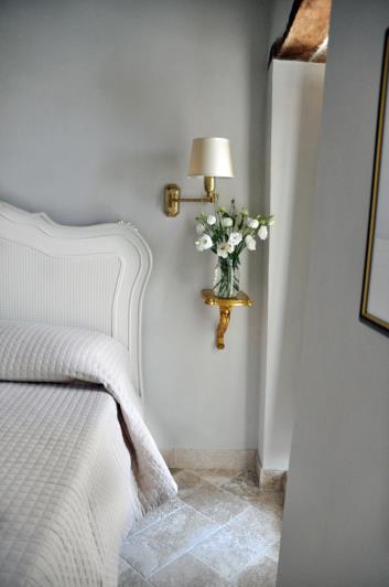 Image No.10-4 Bed Village House for sale