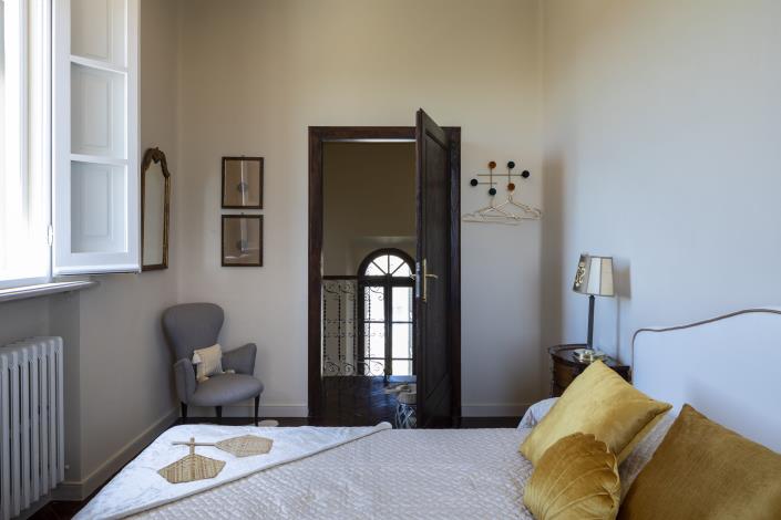 Image No.15-4 Bed Townhouse for sale