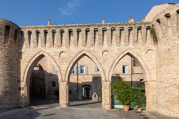 Image No.20-4 Bed Village House for sale