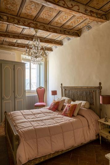 Image No.28-4 Bed Village House for sale