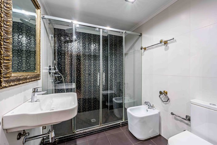 Image No.17-4 Bed Apartment for sale