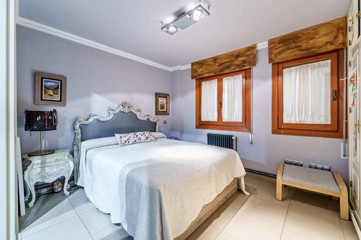 Image No.23-4 Bed Apartment for sale