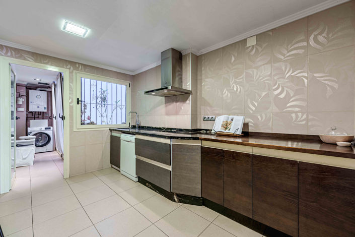 Image No.8-4 Bed Apartment for sale