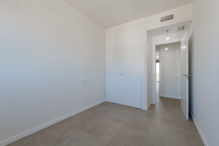 Image No.15-4 Bed Penthouse for sale