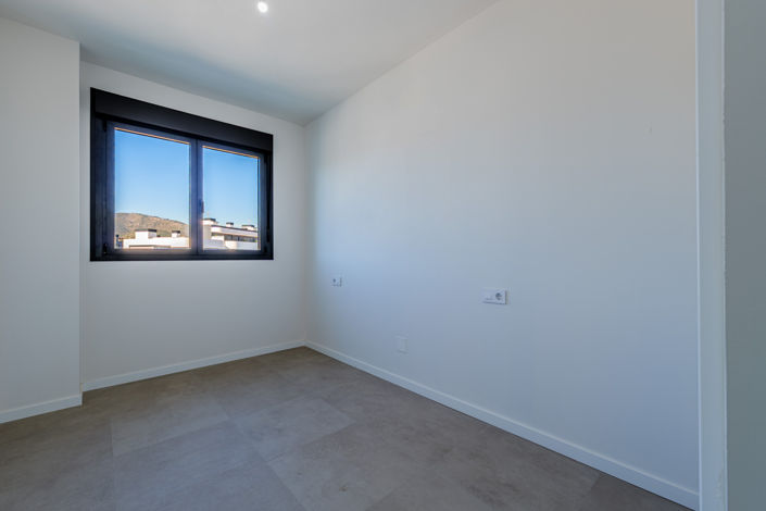 Image No.17-4 Bed Penthouse for sale