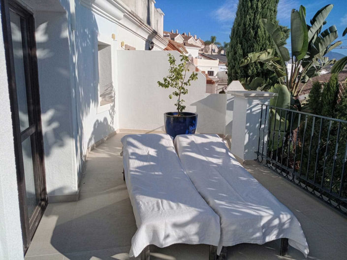 Image No.17-3 Bed Townhouse for sale