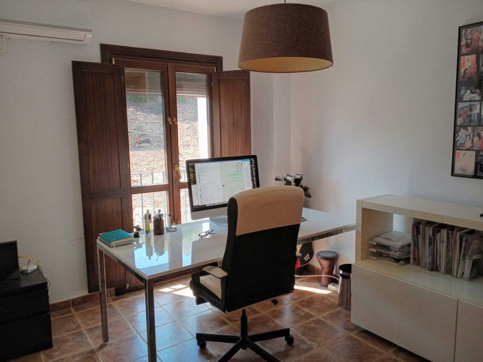 Image No.9-3 Bed Townhouse for sale