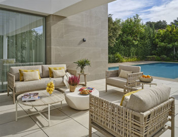 b98le8d7m9k3degpefzhs0lif8u4xzvzhwxtmggyekxx9