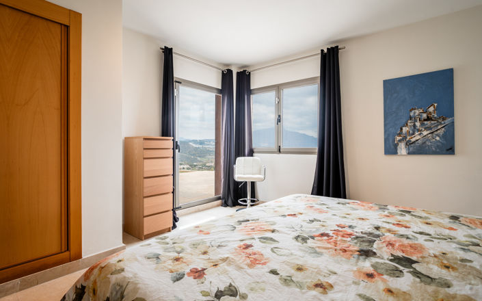 Image No.14-3 Bed Villa for sale