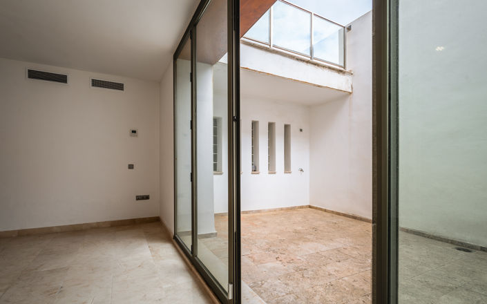 Image No.35-3 Bed Villa for sale