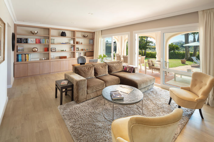 Image No.2-5 Bed Villa for sale