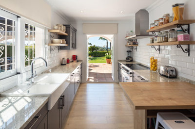 b98le8d7m9k3degpefzhs0lif8u4xzvzhwxtmggyekxx9