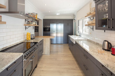 b98le8d7m9k3degpefzhs0lif8u4xzvzhwxtmggyekxx9