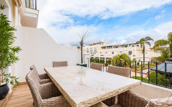 Image No.17-3 Bed Property for sale